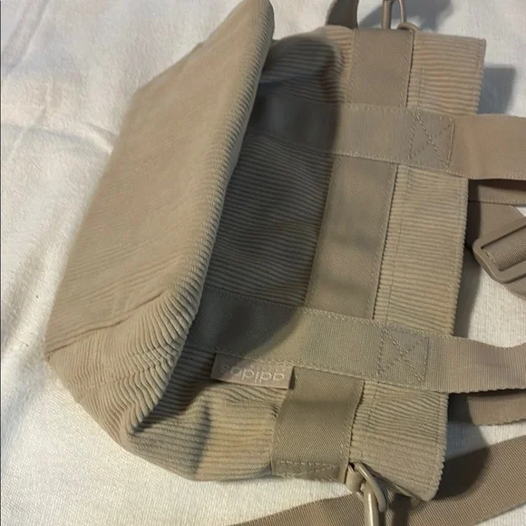Adidas Beige Crossbody Bag - Picture 4 of 6
